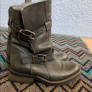 COPY - Steve Madden leather boots with fur lining